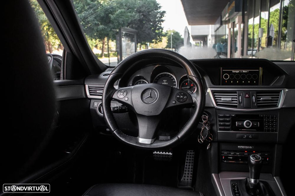 Mercedes-Benz E 250 CDi Avantgarde BlueEfficiency Auto. - 30