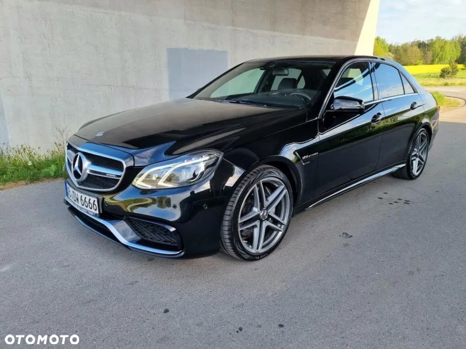 Mercedes-Benz Klasa E 63 AMG 4-Matic - 1