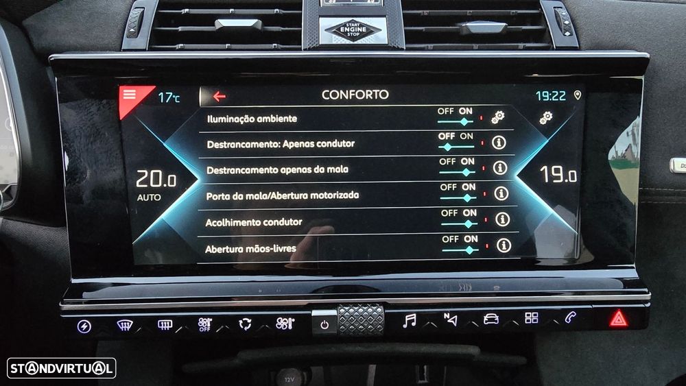 DS DS7 Crossback - 29