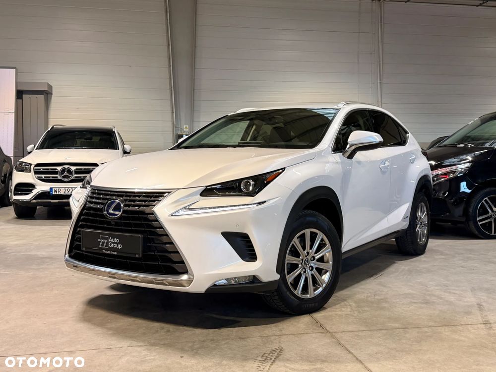 Lexus NX 300h Business Edition AWD - 1