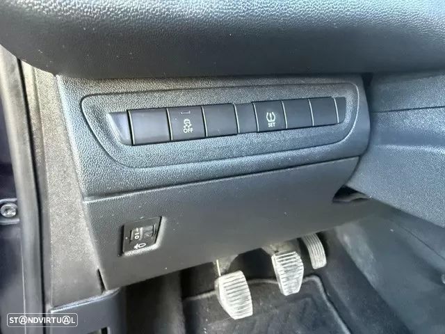 Peugeot 208 1.2 PureTech Access - 34