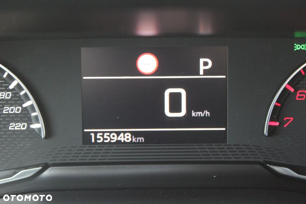 Peugeot 2008 1.5 BlueHDi Allure S&S EAT8 - 16