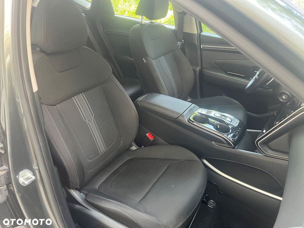 Hyundai Tucson 1.6 T-GDi HEV Executive 2WD - 10