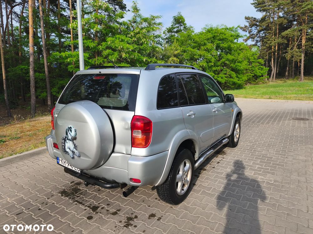 Toyota RAV4 2.0 D-4D 4x4 - 3