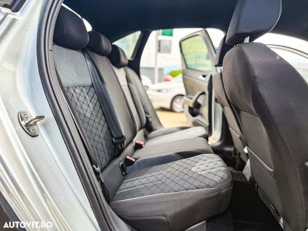 Volkswagen Taigo 1.5 TSI DSG R-Line - 19