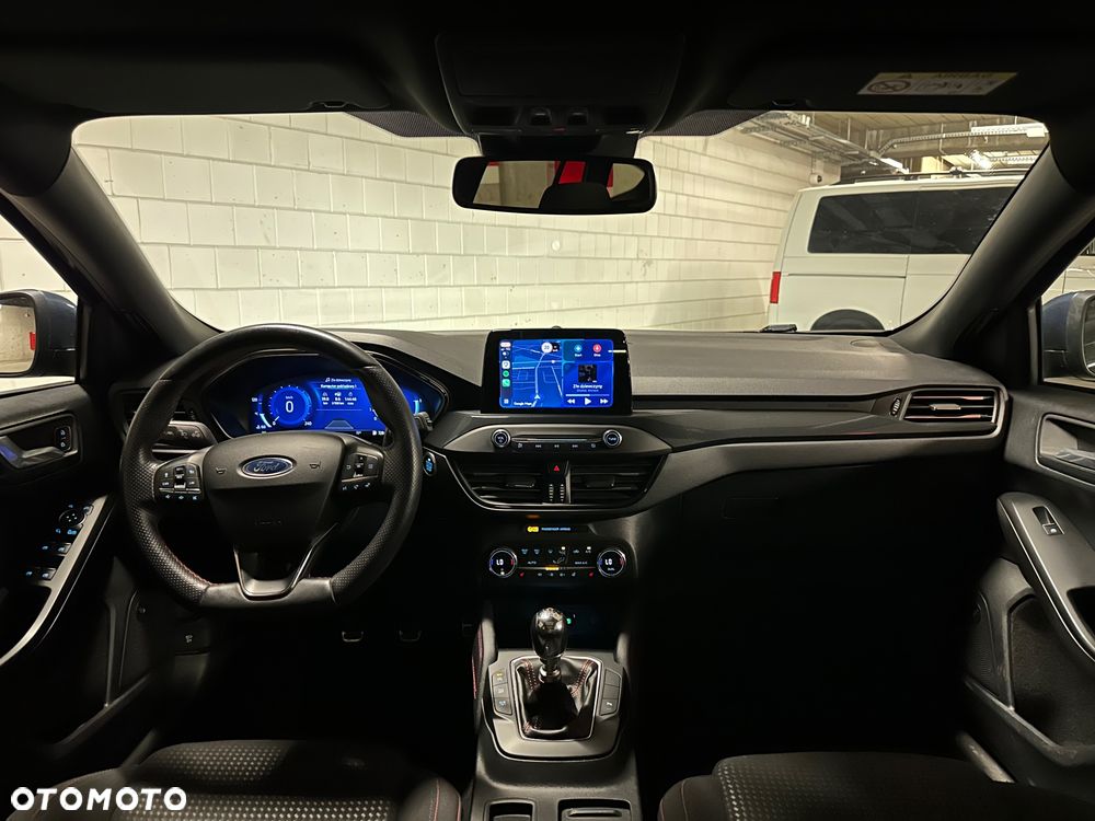 Ford Focus 1.0 EcoBoost mHEV ST-Line X - 14