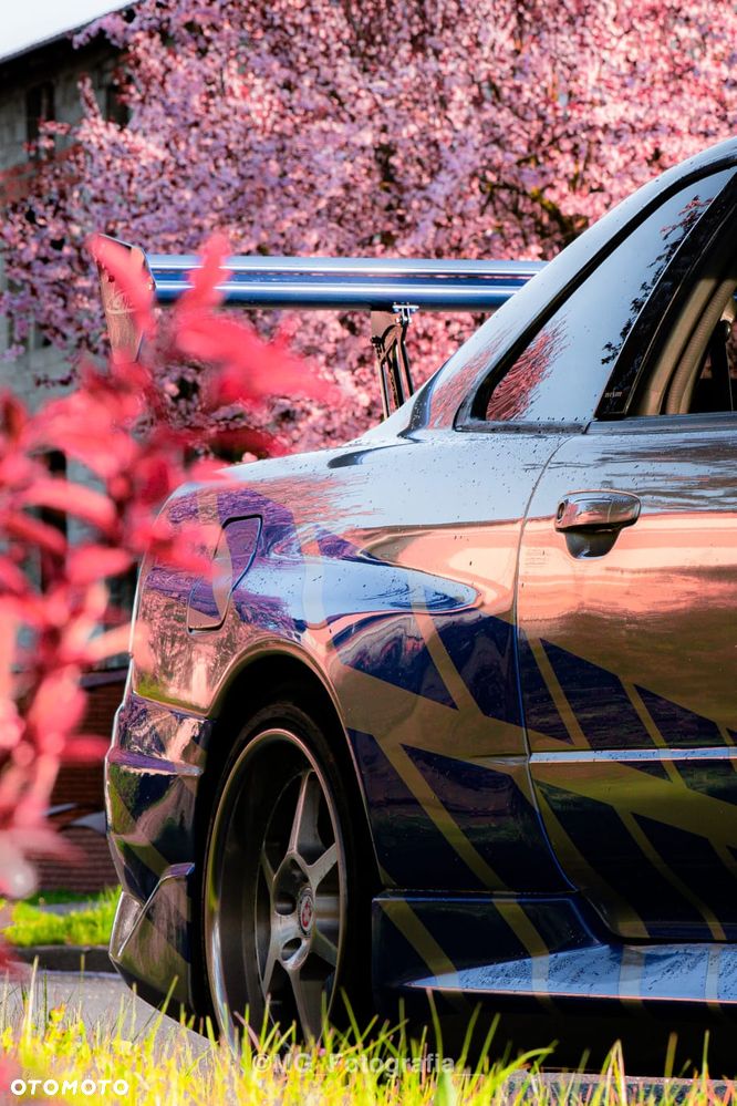 Nissan Skyline - 38