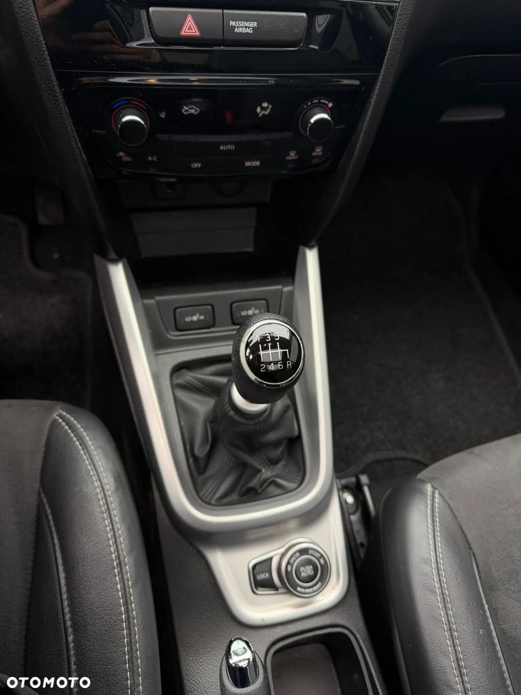 Suzuki Vitara 1.6 DDiS (4x4) Allgrip Comfort+ - 35