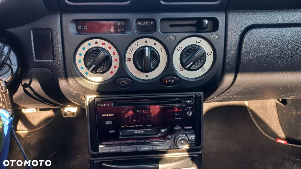 Toyota MR2 Roadster - 14