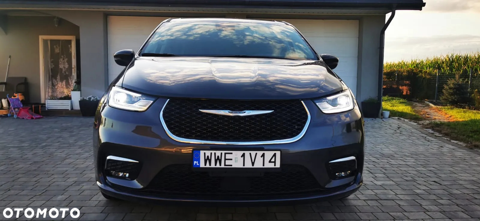 Chrysler Pacifica - 3