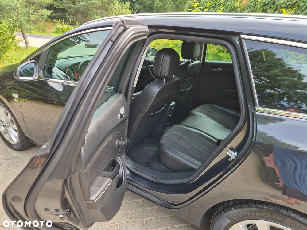 Opel Astra 1.4 T Cosmo - 9