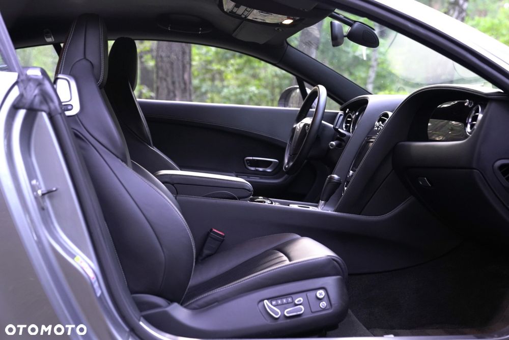 Bentley Continental GT - 18