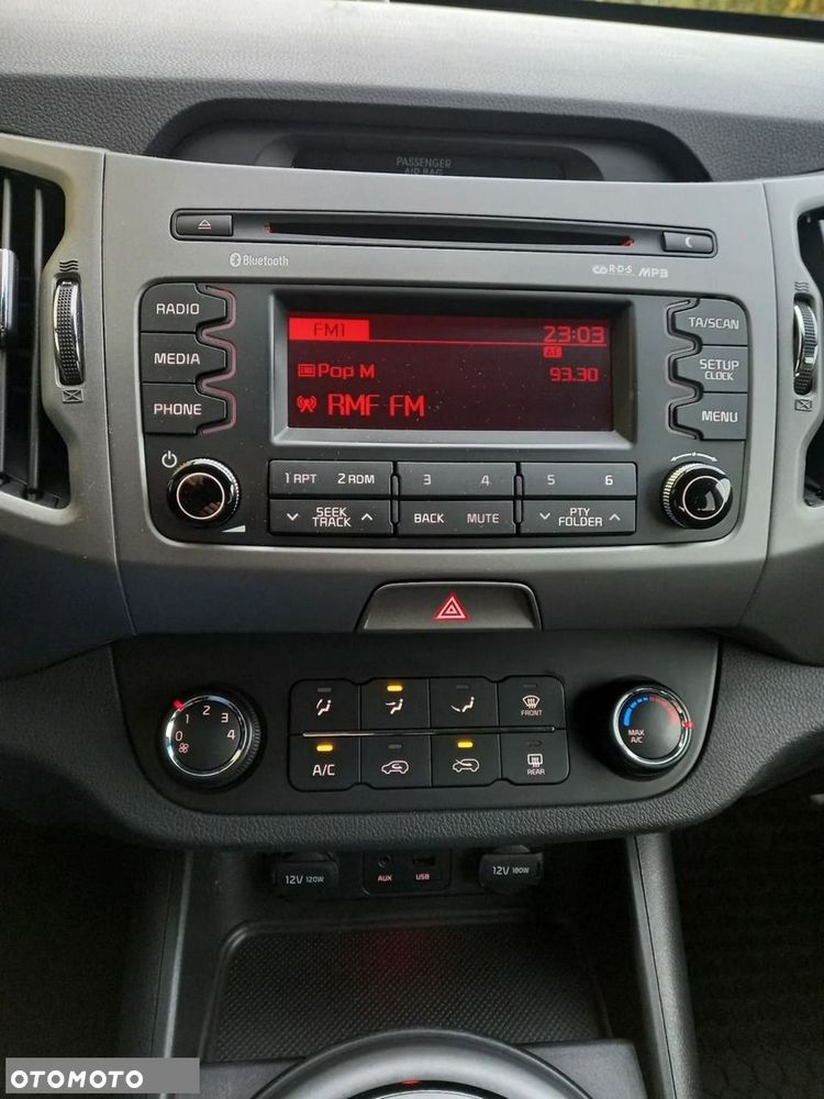 Kia Sportage 1.7 CRDI 2WD Dream-Team Edition - 32