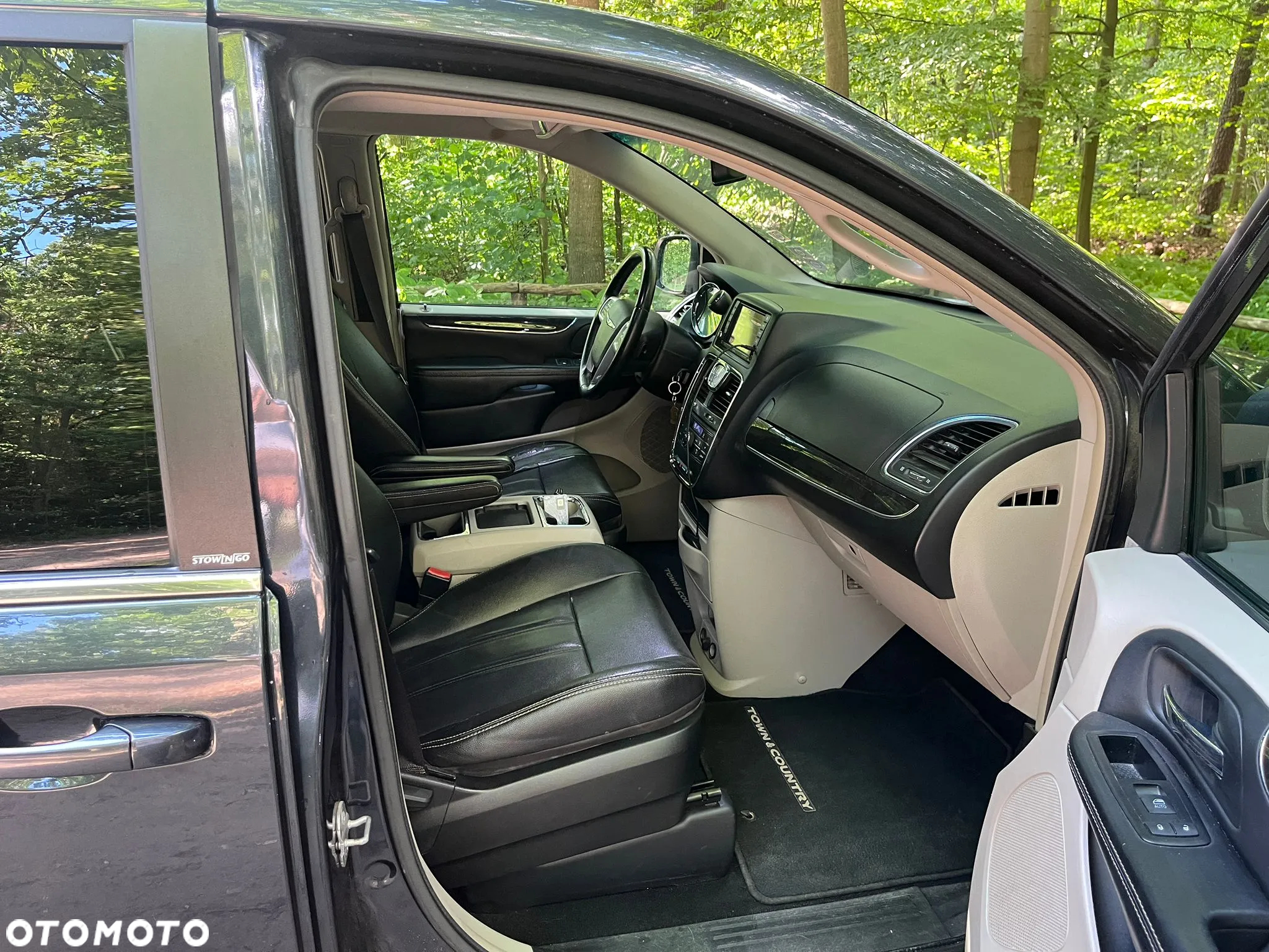 Chrysler Town & Country 3.6 Touring - 9