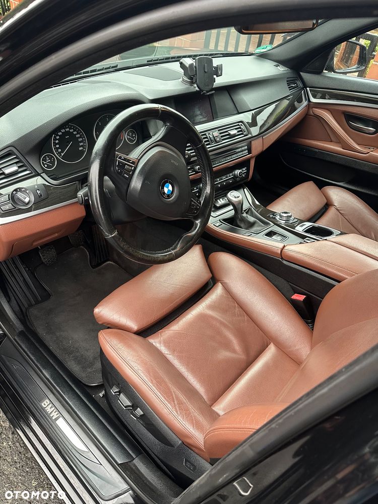 BMW Seria 5 520d - 8