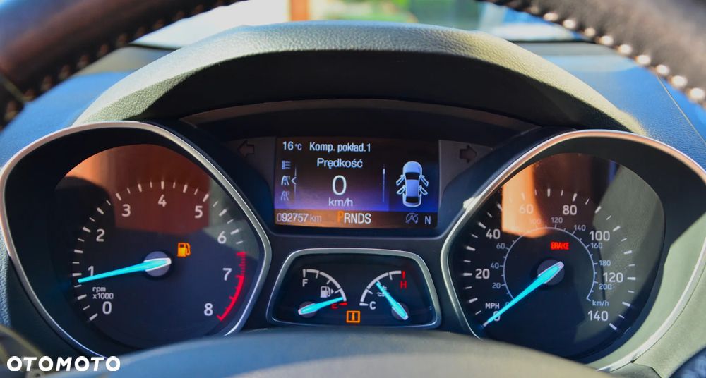 Ford Escape 2.0 EcoBoost AWD Titanium - 16