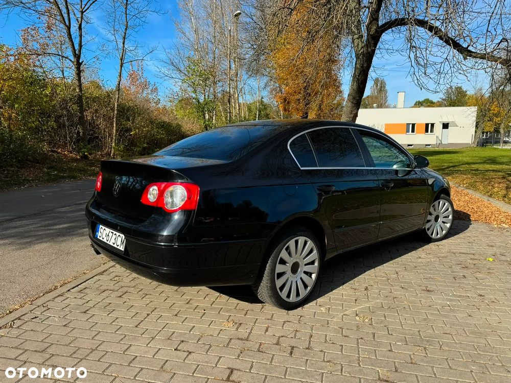 Volkswagen Passat 2.0 TDI DPF Highline DSG - 8