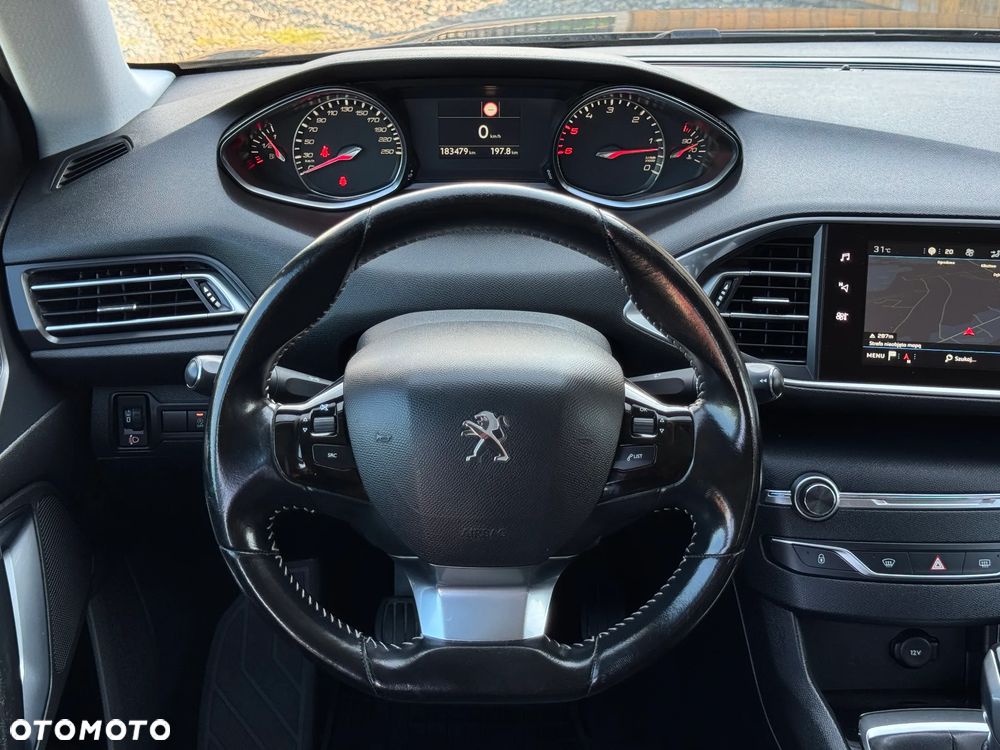 Peugeot 308 SW 1.6 BlueHDi Active S&S - 12