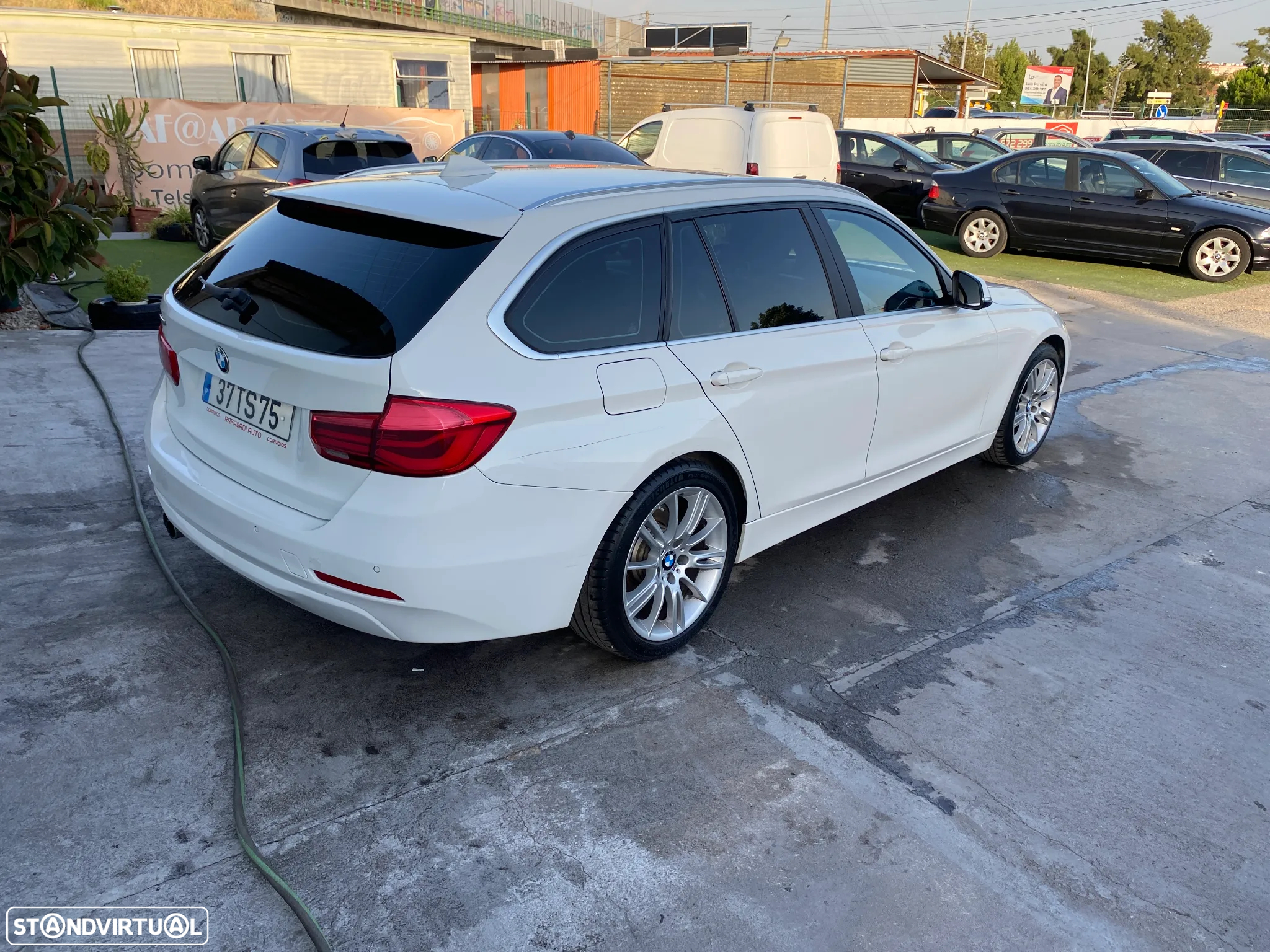 BMW 320 d Touring xDrive Pack M Auto - 9