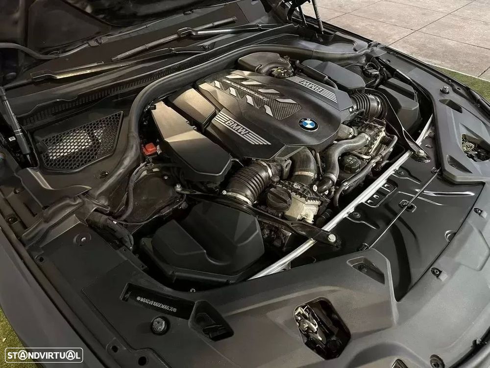 BMW M850i Gran Coupé xDrive - 54