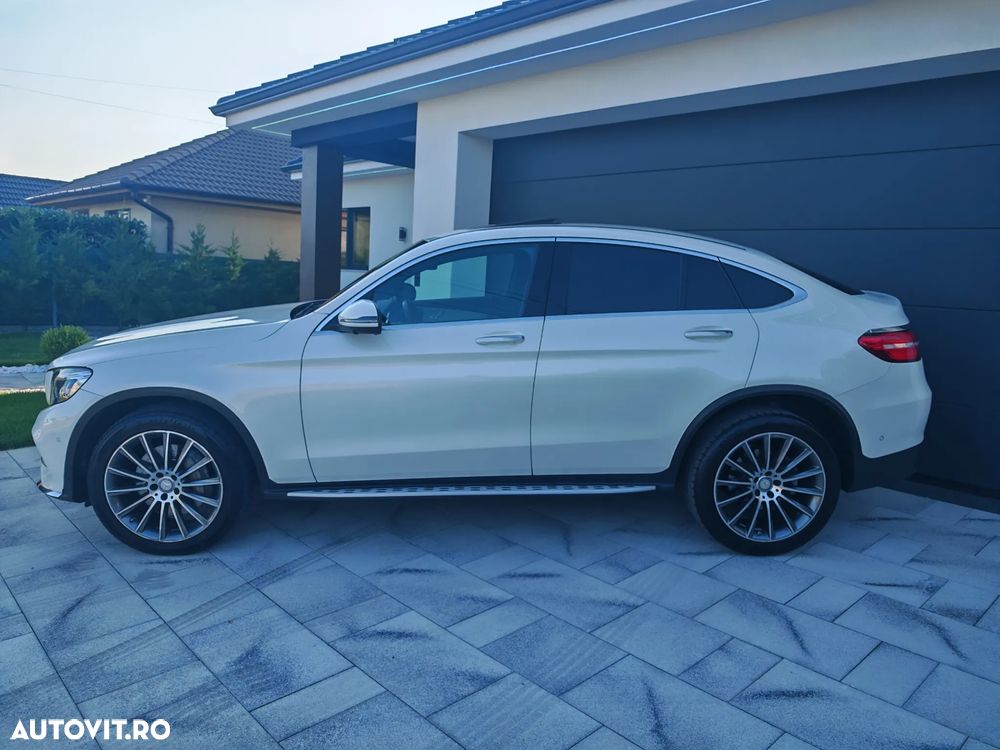 Mercedes-Benz GLC Coupe 220 d 4Matic 9G-TRONIC AMG Line - 3