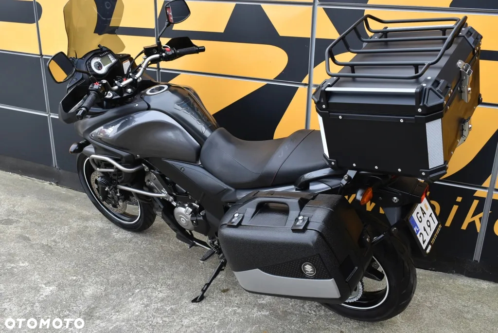 Suzuki V-STROM - 8