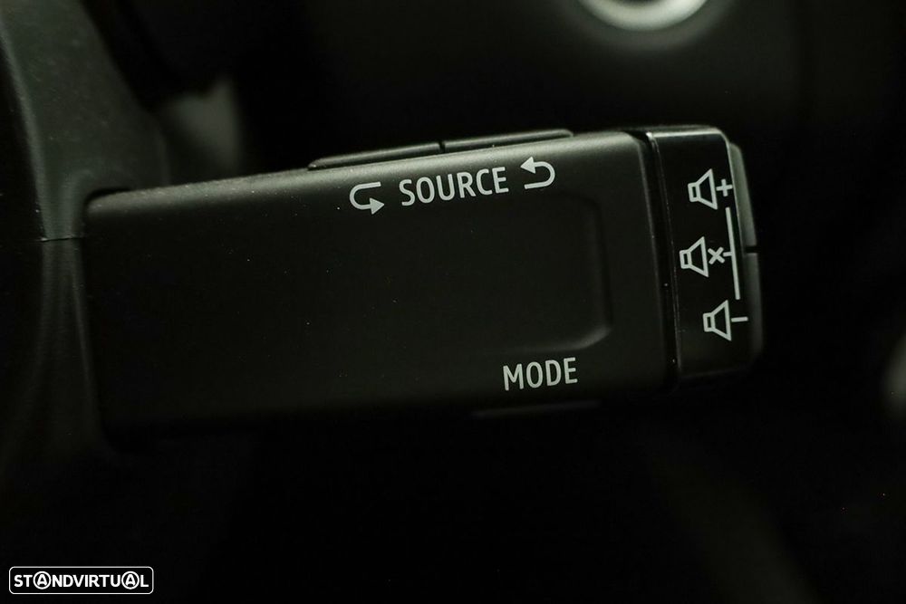 Renault Captur 1.0 TCe Techno Bi-Fuel - 19