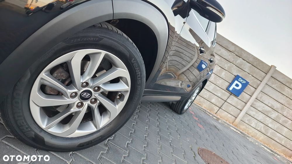 Hyundai Tucson 1.6 GDi 2WD Pure - 12