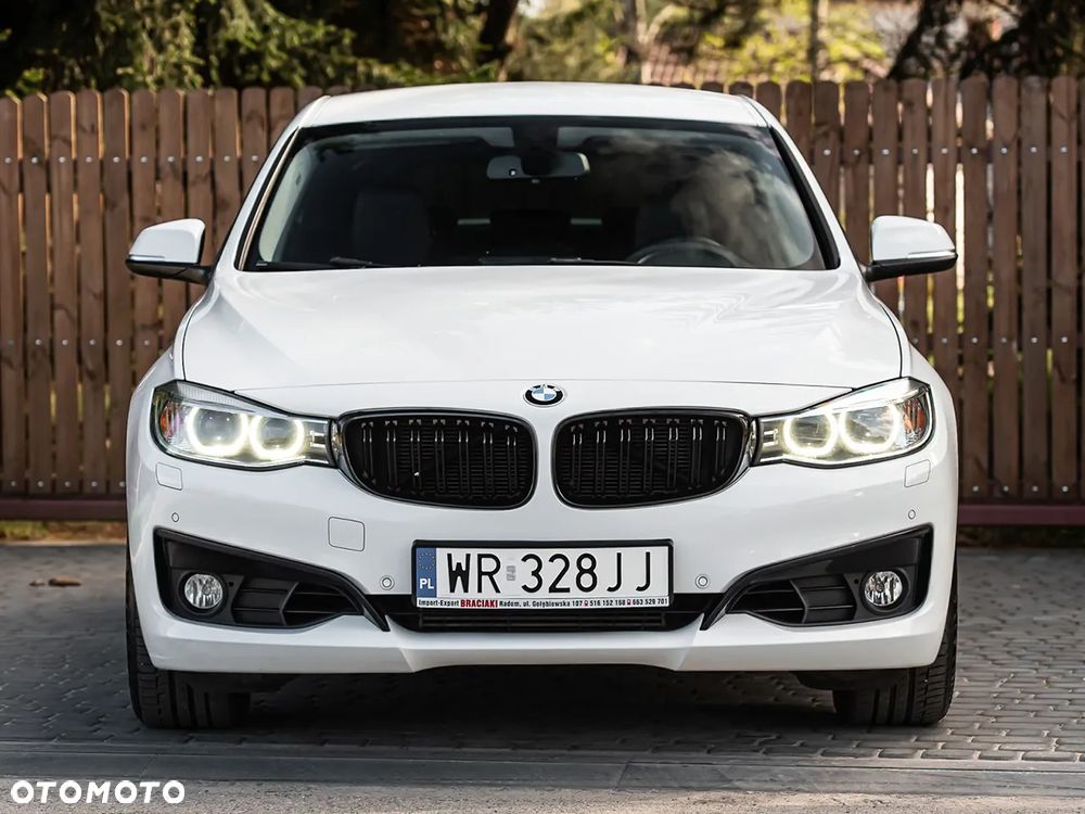 BMW 3GT 328i Sport-Aut Sport Line - 33