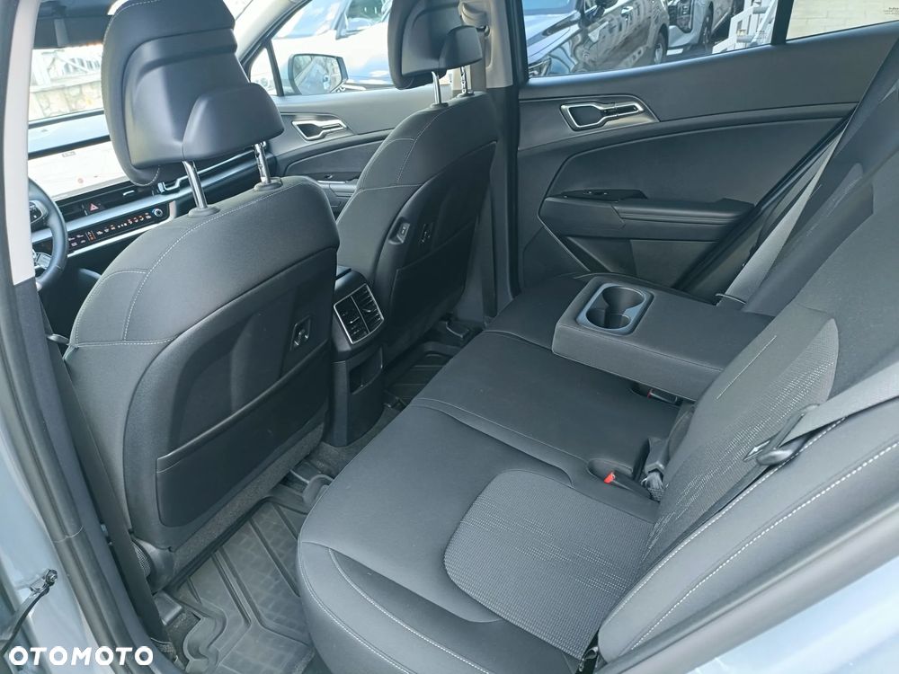 Kia Sportage 1.6 T-GDI HEV L 2WD - 22