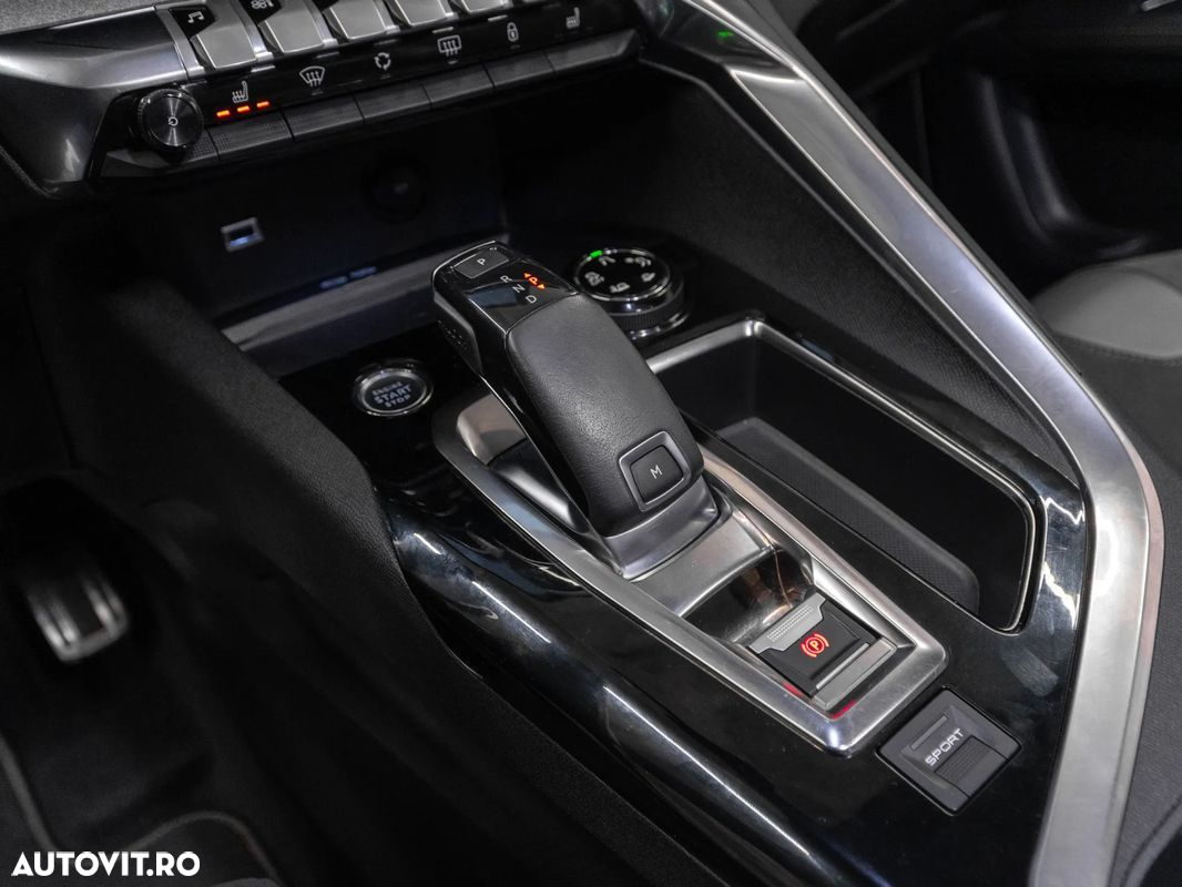Peugeot 3008 - 24