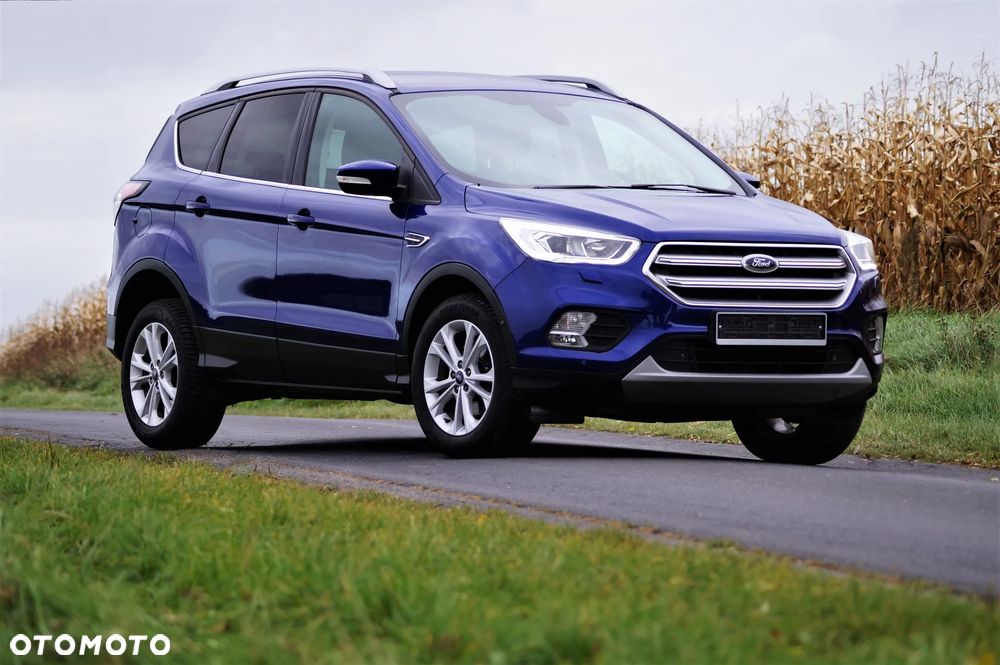 Ford Kuga - 1