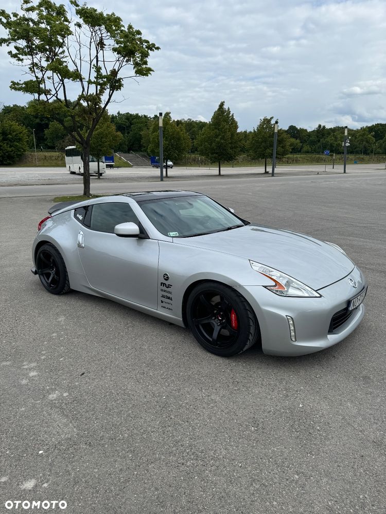 Nissan 370 Z Standard - 3