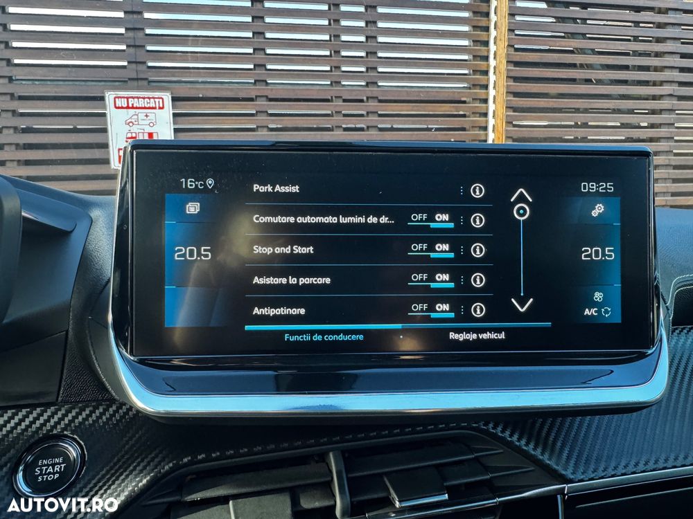 Peugeot 2008 BlueHDi 130 EAT8 GT - 33