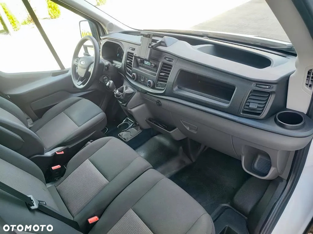 Ford Transit - 20