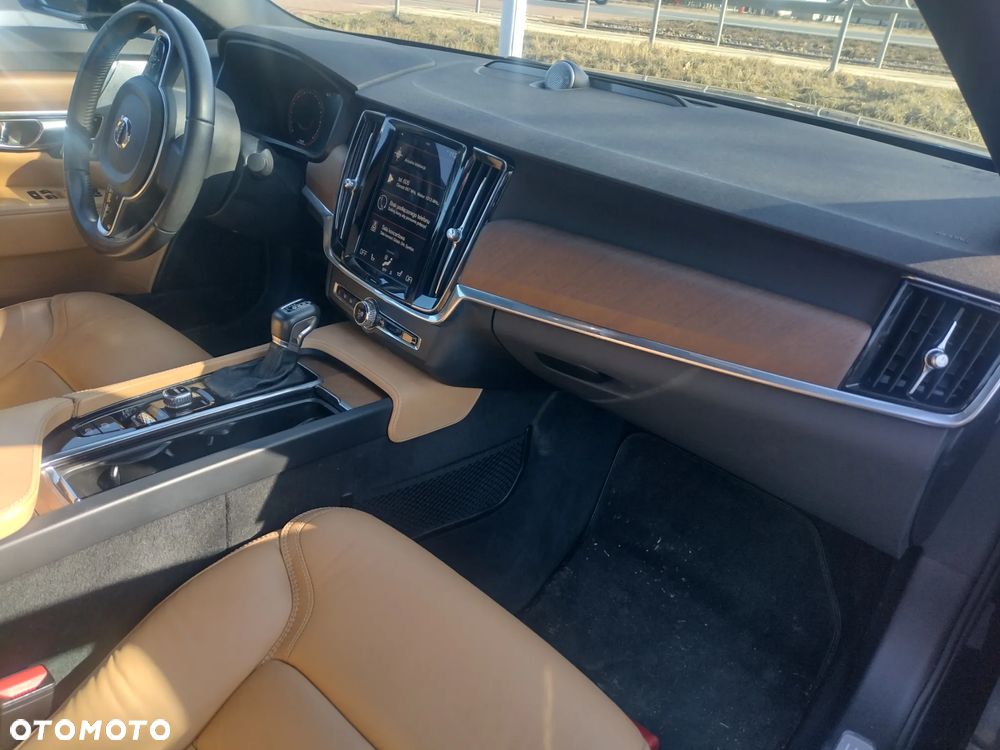 Volvo S90 D5 AWD Geartronic Inscription - 24