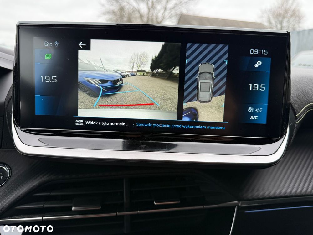 Peugeot 2008 PureTech 130 EAT8 GT Pack - 19