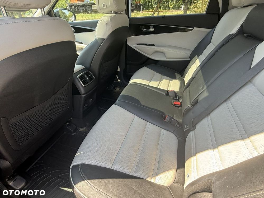 Kia Sorento 2.2 CRDi AWD Platinum Edition - 14
