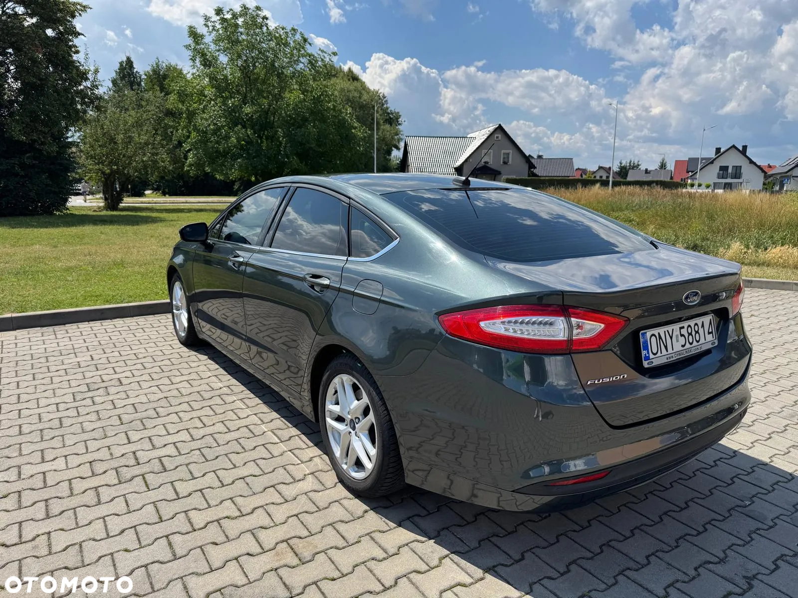 Ford Fusion - 8