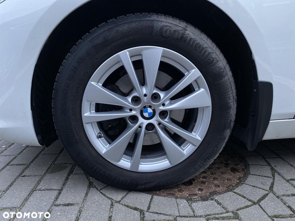 BMW Seria 2 218i - 30