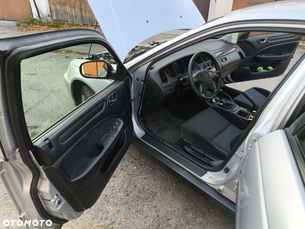 Honda Accord - 8