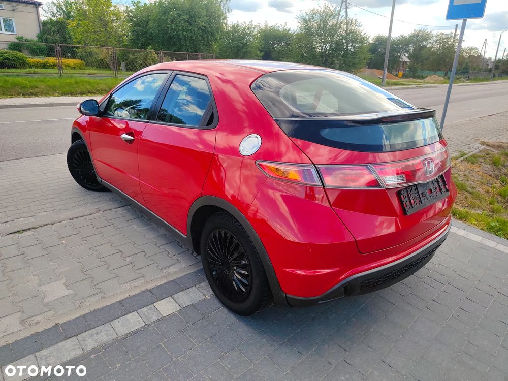 Honda Civic 1.4 i-VTEC - 17