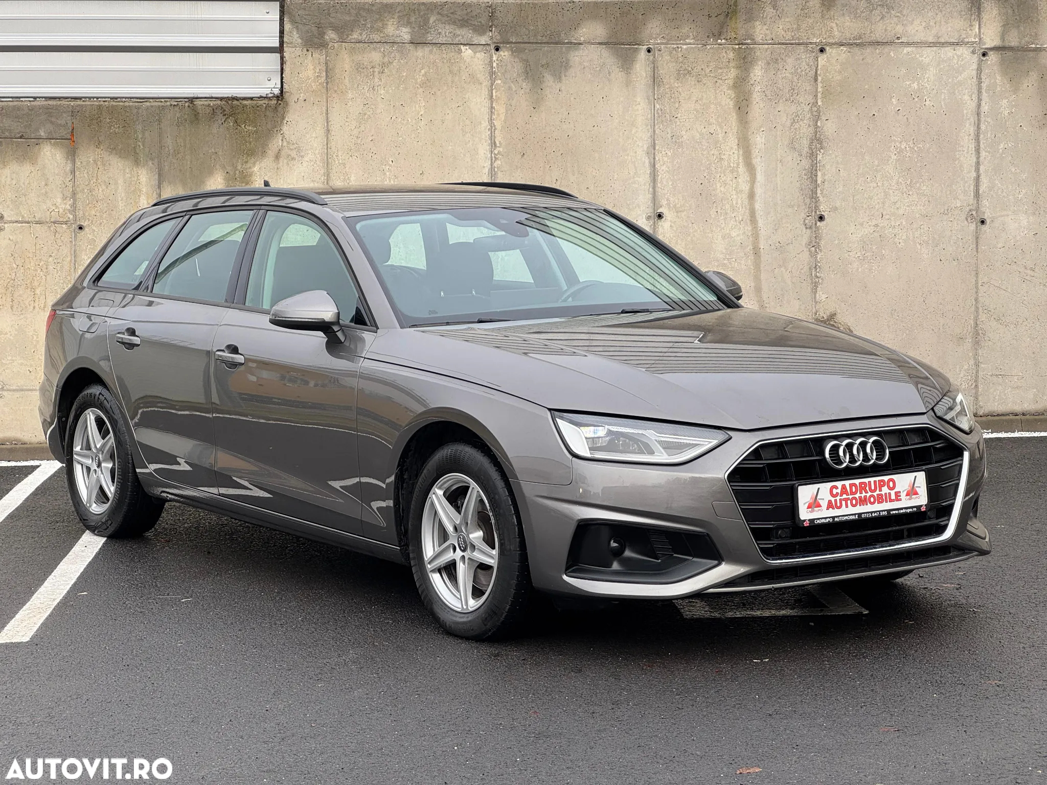 Audi A4 Avant 30 TDI S tronic - 19