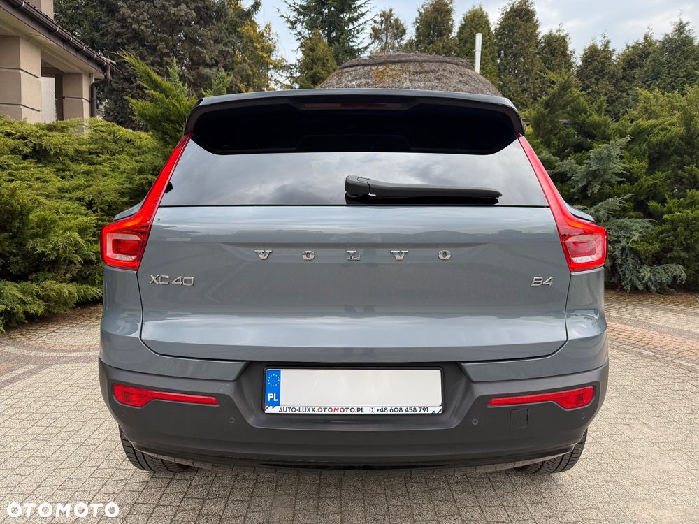 Volvo XC 40 B4 B DKG Ultra Dark - 20