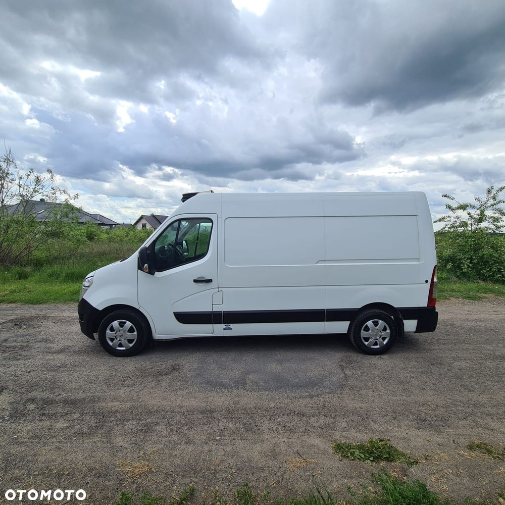 Nissan NV400 - 6