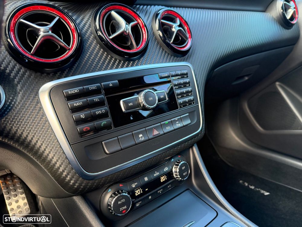 Mercedes-Benz A 45 AMG 4-Matic - 22