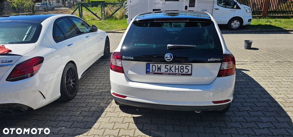 Skoda RAPID 1.2 TSI Edition - 22