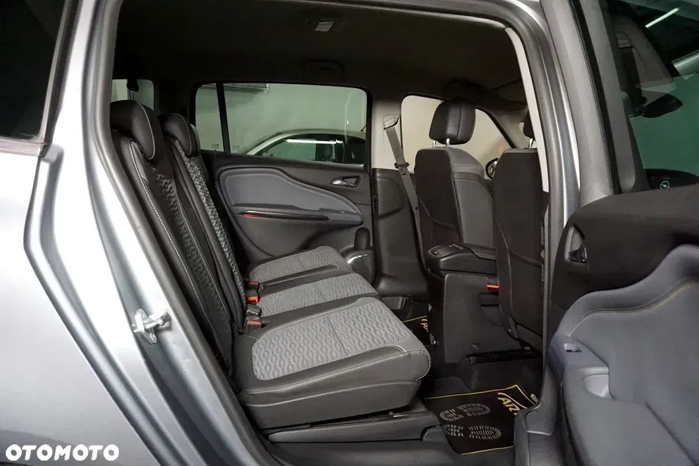 Opel Zafira - 35