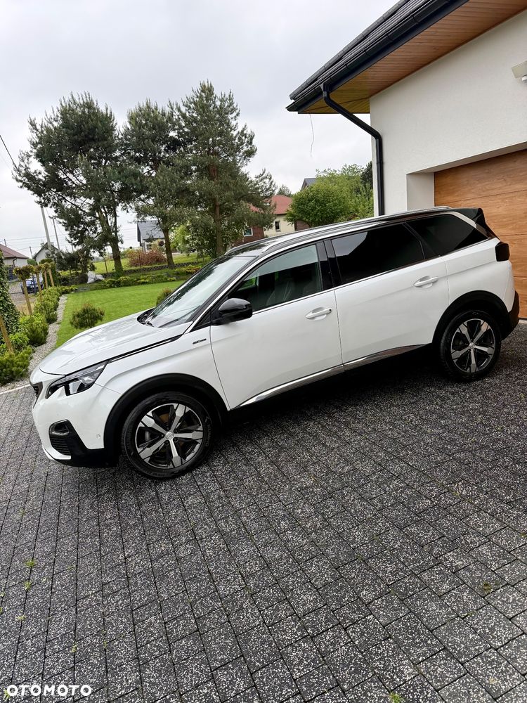 Peugeot 5008 2019 photo 4