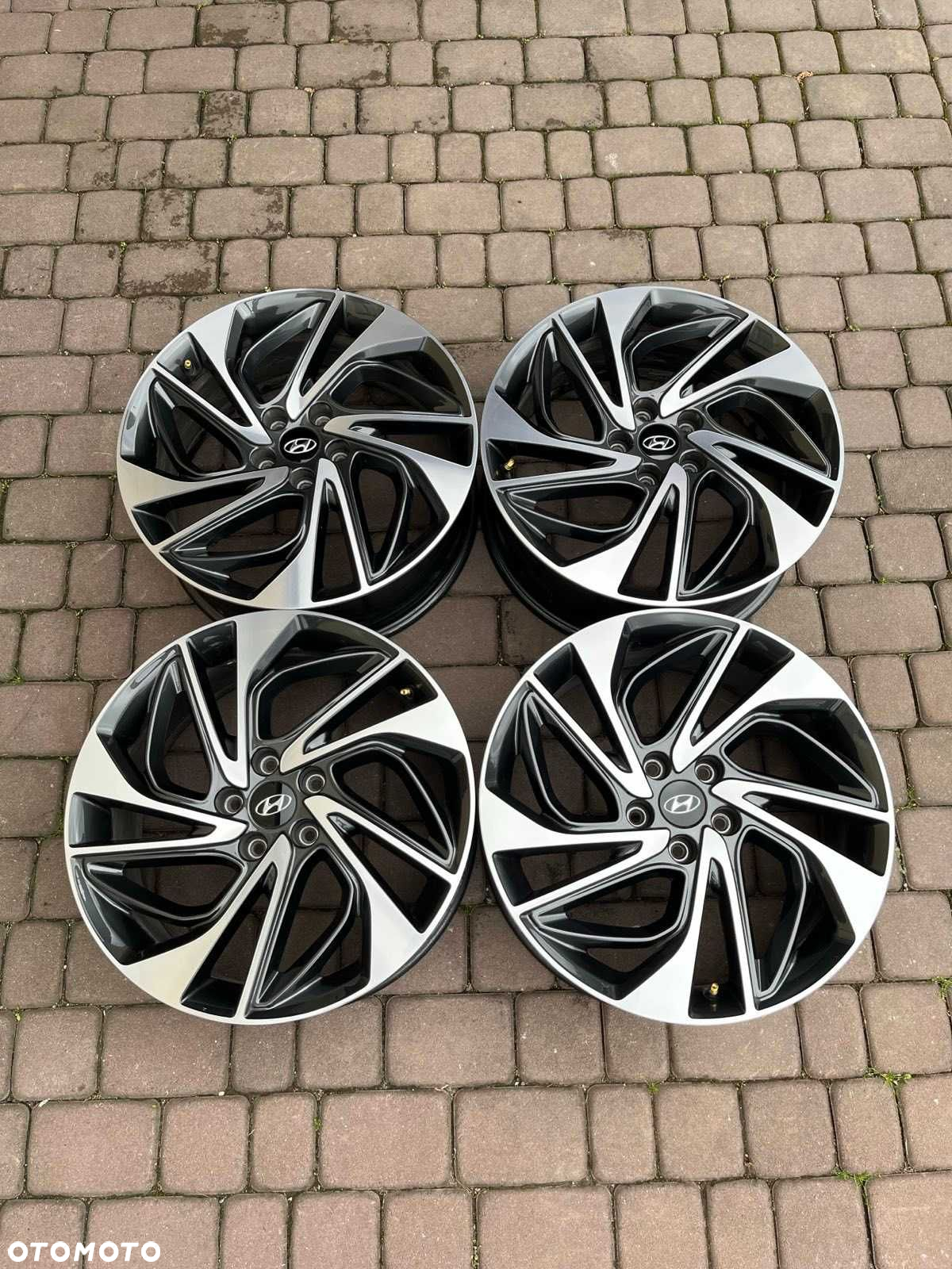 Oryginalne alufelgi Hyundai 5x114,3 19 cali CZUJNIKI Tucson Santa Fe - 4